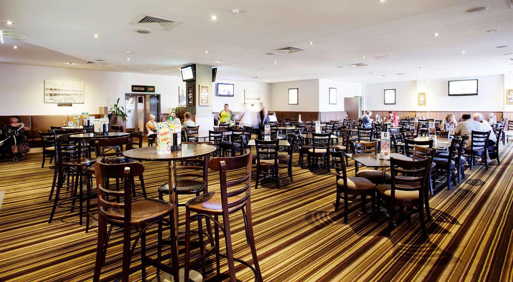 Nightcap At Dalrymple Hotel Townsville Exterior foto